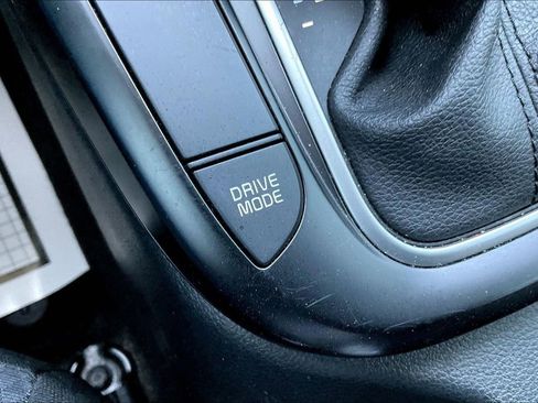 Used 2025 Kia Soul LX w/ LX Technology Package image 15