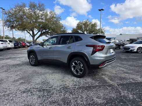 New 2026 Chevrolet Trax LT w/ Driver Confidence Package image 4