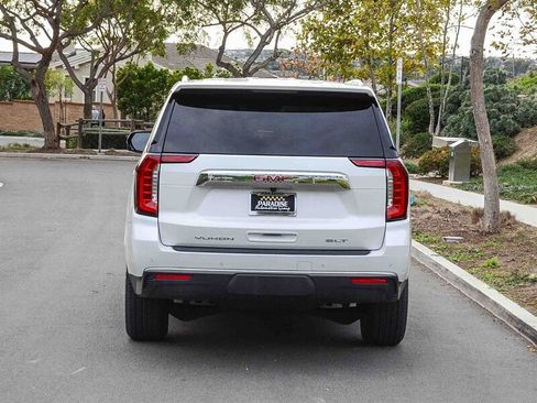 Used 2022 GMC Yukon SLT w/ SLT Premium Package image 5