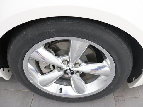 Used 2007 Ford Mustang GT Premium RWD image 3