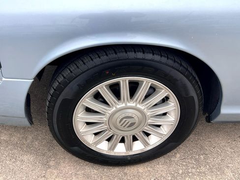 Used 2009 Mercury Grand Marquis LS image 22