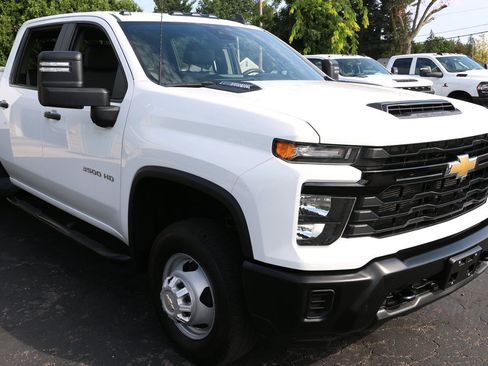 Used 2025 Chevrolet Silverado 3500 W/T w/ WT Convenience Package AWD/4WD image 43