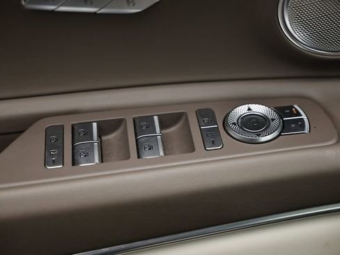 Used 2023 Genesis GV80 2.5T w/ Prestige Package image 17