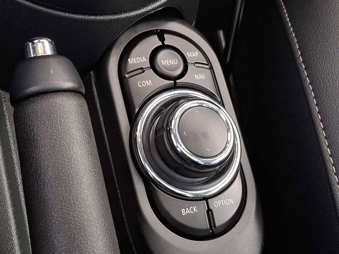 Certified 2024 MINI Cooper S image 20