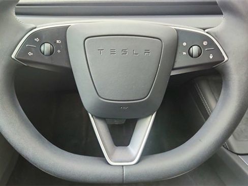 Used 2025 Tesla Model 3 Long Range image 40