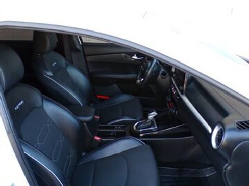 Used 2022 Kia Forte GT-Line w/ GT-Line Premium Package FWD image 26