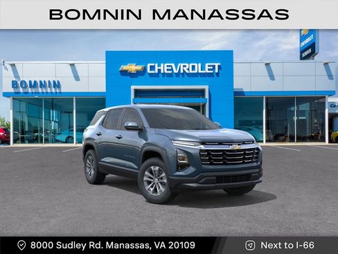 New 2026 Chevrolet Equinox LT FWD image 2
