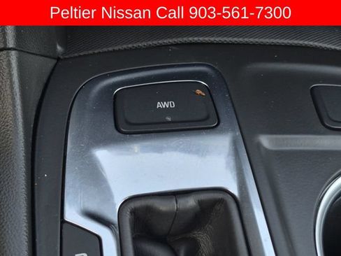 Used 2023 Chevrolet Equinox LT AWD/4WD image 37