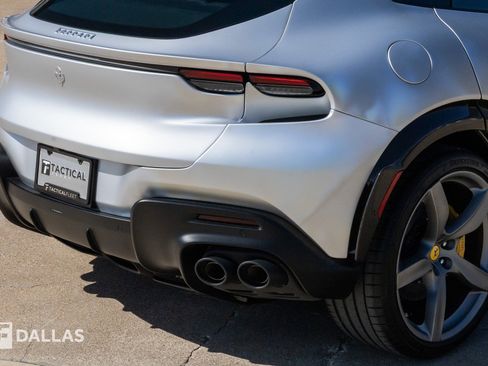 Used 2024 Ferrari Purosangue image 16