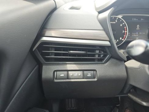 Used 2025 Nissan Altima 2.5 SV FWD image 33
