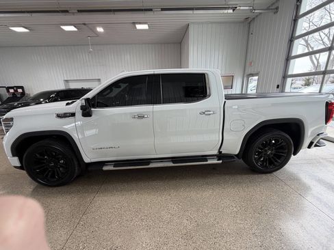 Used 2022 GMC Sierra 1500 Denali image 40