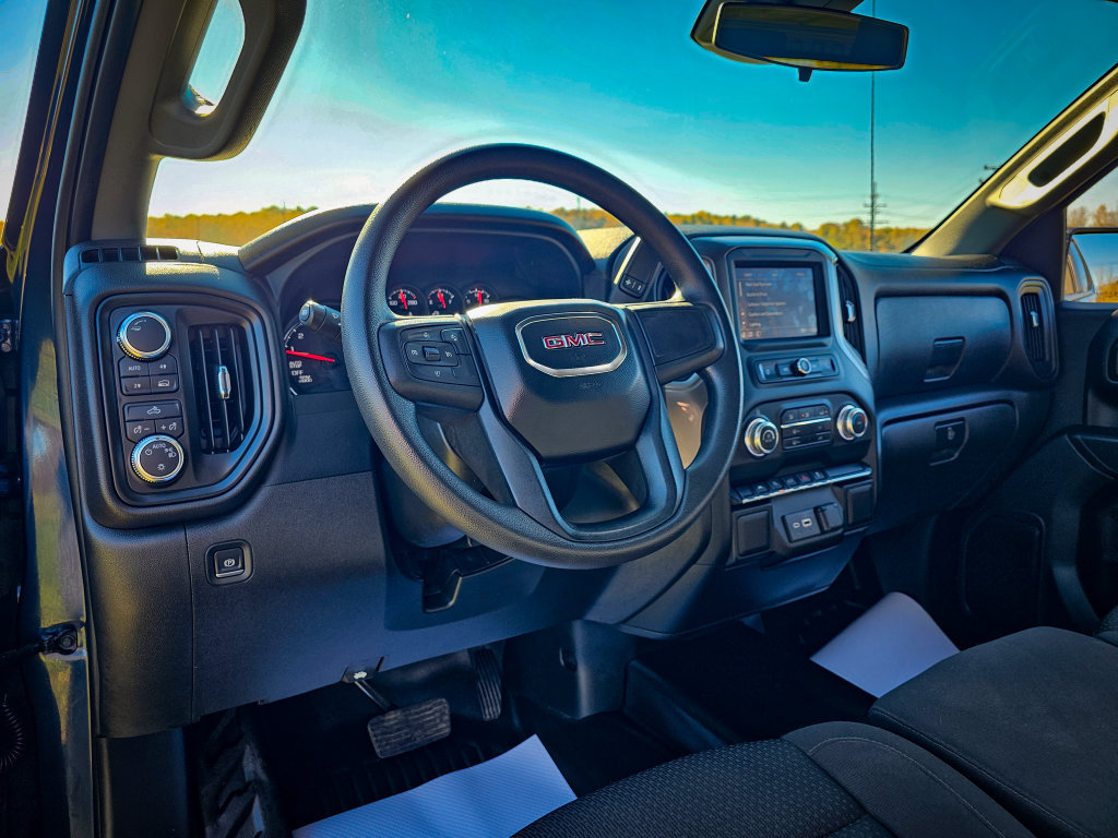 Used 2023 GMC Sierra 1500 Pro w/ Pro Value Package AWD/4WD image 15