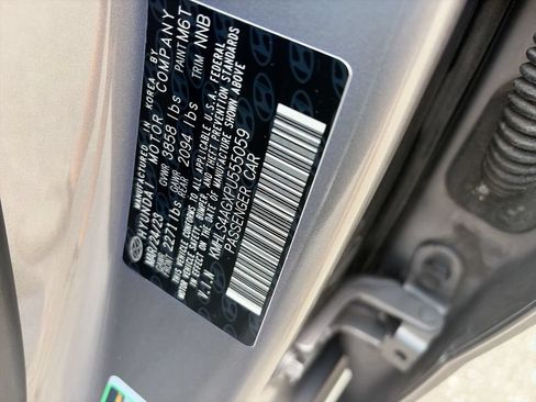 Used 2023 Hyundai Elantra SEL w/ Convenience Package FWD image 25