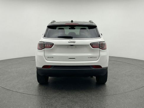Used 2025 Jeep Compass Limited AWD/4WD image 7