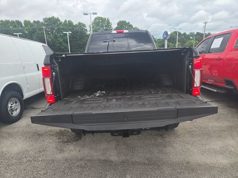 Used 2021 Ford F250 Platinum AWD/4WD image 5