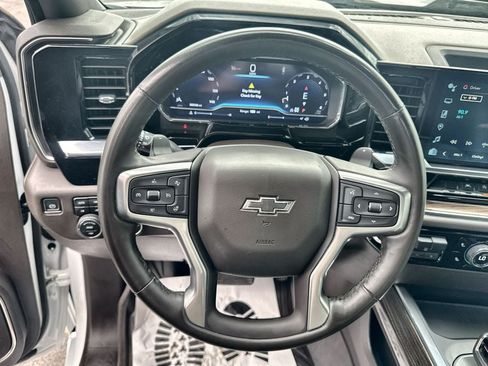 Used 2024 Chevrolet Silverado 1500 LT Trail Boss w/ Convenience Package II AWD/4WD image 17