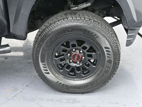 Used 2020 Toyota Tacoma SR5 image 30