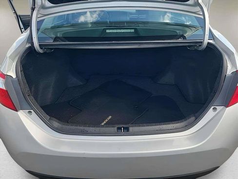 Used 2015 Toyota Corolla S FWD image 19