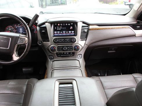 Used 2016 GMC Yukon Denali w/ Open Road Package image 14