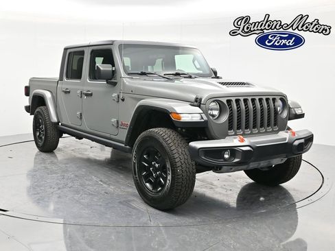 Used 2021 Jeep Gladiator Mojave w/ Auxiliary Switch Group image 1