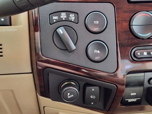 Used 2008 Ford F250 Lariat AWD/4WD image 25