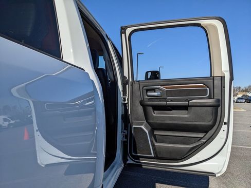 Used 2024 RAM 2500 Laramie image 59