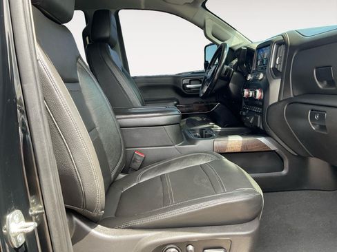 Used 2022 GMC Sierra 3500 Denali w/ Denali Ultimate Package AWD/4WD image 15