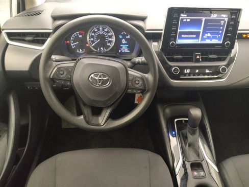 Used 2021 Toyota Corolla LE FWD image 22