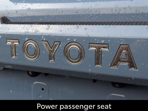 Certified 2025 Toyota 4Runner Limited AWD/4WD image 29
