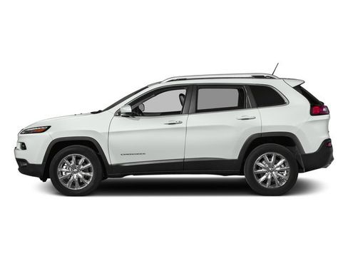 Used 2018 Jeep Cherokee Limited w/ Trailer Tow Group AWD/4WD image 6