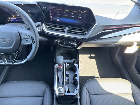 New 2026 Chevrolet Trax RS w/ Driver Confidence Package FWD image 18