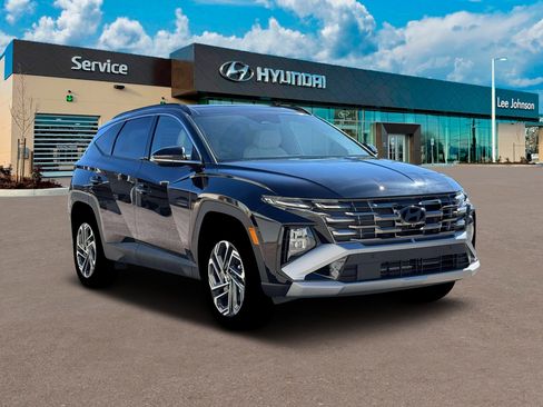 New 2026 Hyundai Tucson Limited w/ Tow & Go Package AWD/4WD image 11