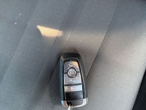 Used 2019 Ford Mustang GT RWD image 31