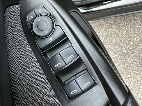Used 2023 Chevrolet TrailBlazer LT FWD image 25