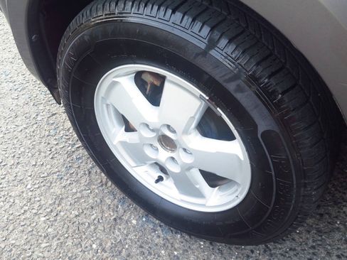 Used 2009 Ford Escape XLT FWD image 29