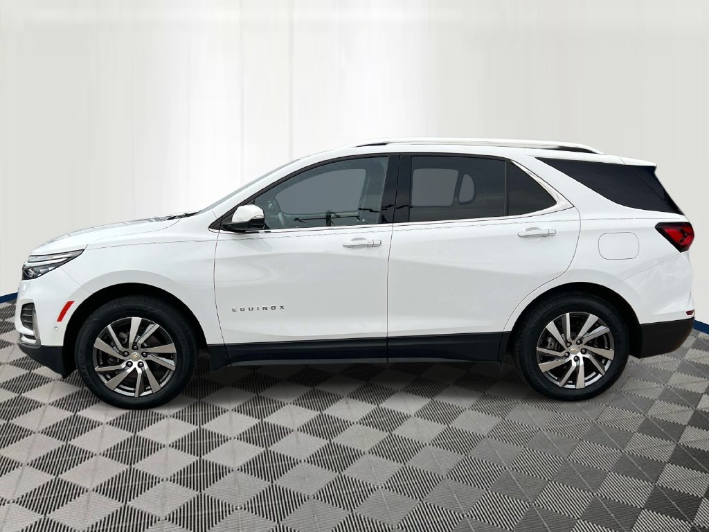 Used 2022 Chevrolet Equinox Premier AWD/4WD image 2