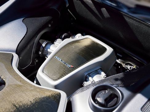 Used 2012 McLaren MP4-12C Coupe image 24