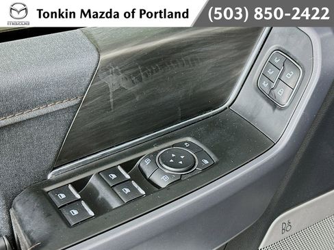 Used 2025 Ford F150 Lariat w/ Equipment Group 501A Mid image 18