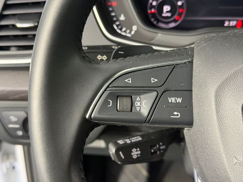 Used 2019 Audi Q5 Prestige w/ Prestige Package image 16