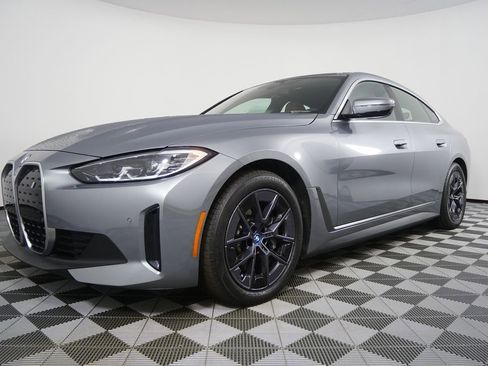 Certified 2024 BMW i4 eDrive40 w/ Premium Package image 8