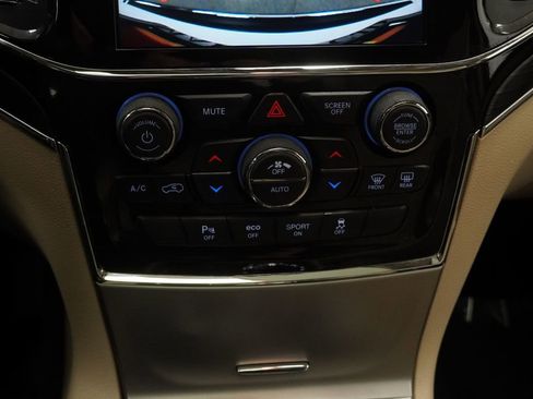 Certified 2021 Jeep Grand Cherokee Limited image 34