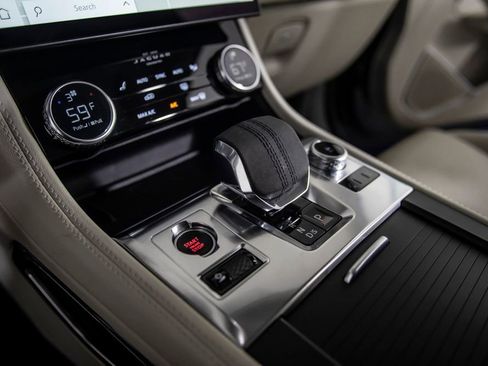 Used 2021 Jaguar F-PACE S image 34