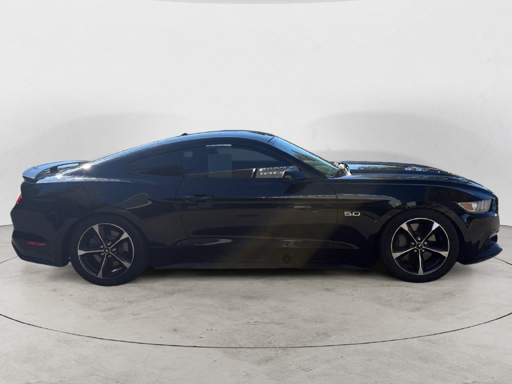 Used 2016 Ford Mustang GT Premium w/ Equipment Group 401A RWD image 4