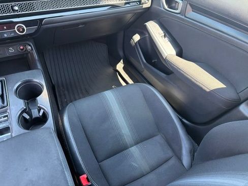 Used 2024 Honda Civic Sport image 28