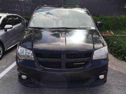 Used 2017 Dodge Grand Caravan GT image 5