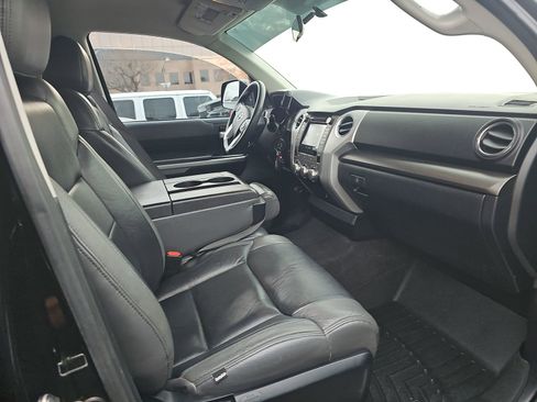 Used 2017 Toyota Tundra SR5 image 14