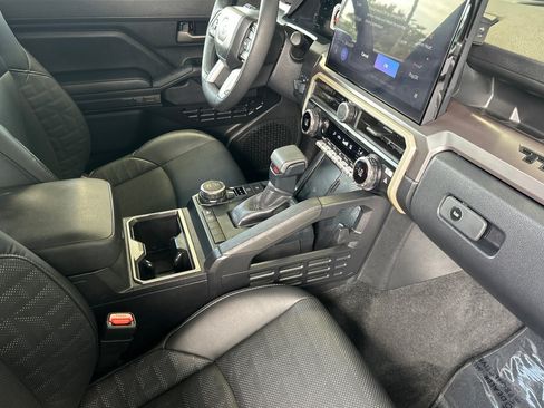 Certified 2025 Toyota Tacoma TRD Sport w/ TRD Sport Premium Package AWD/4WD image 14