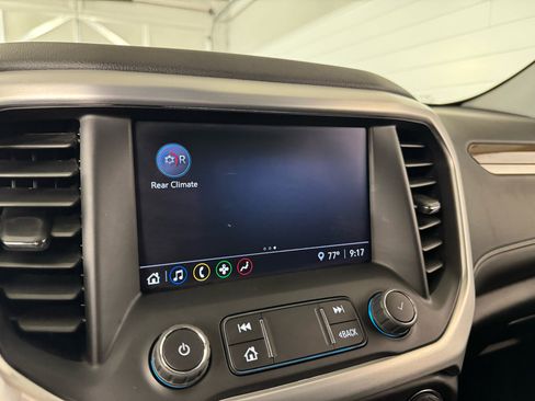 Used 2023 GMC Acadia SLE w/ Driver Convenience Package image 23