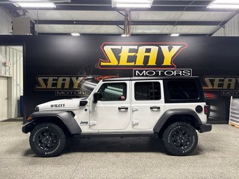 Used 2023 Jeep Wrangler Unlimited w/ 8.4" Radio Group AWD/4WD image 3