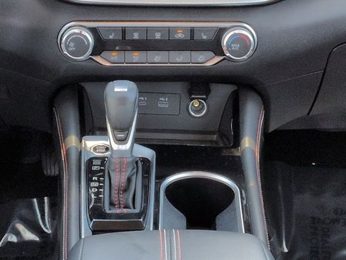 Used 2023 Nissan Altima 2.5 SR w/ SR Premium Package image 18